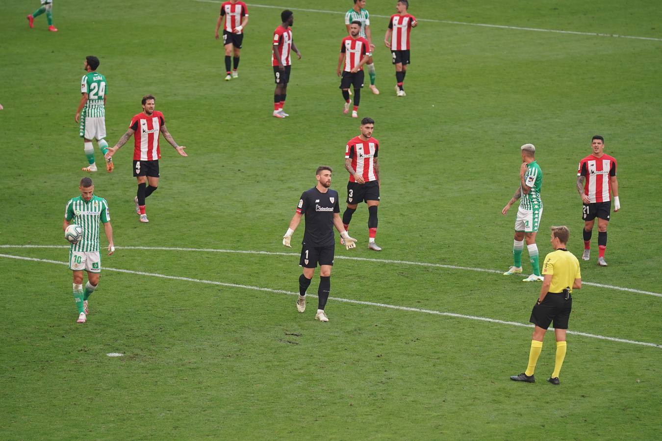 Partido Athletic de Bilbao - Betis, en imágenes