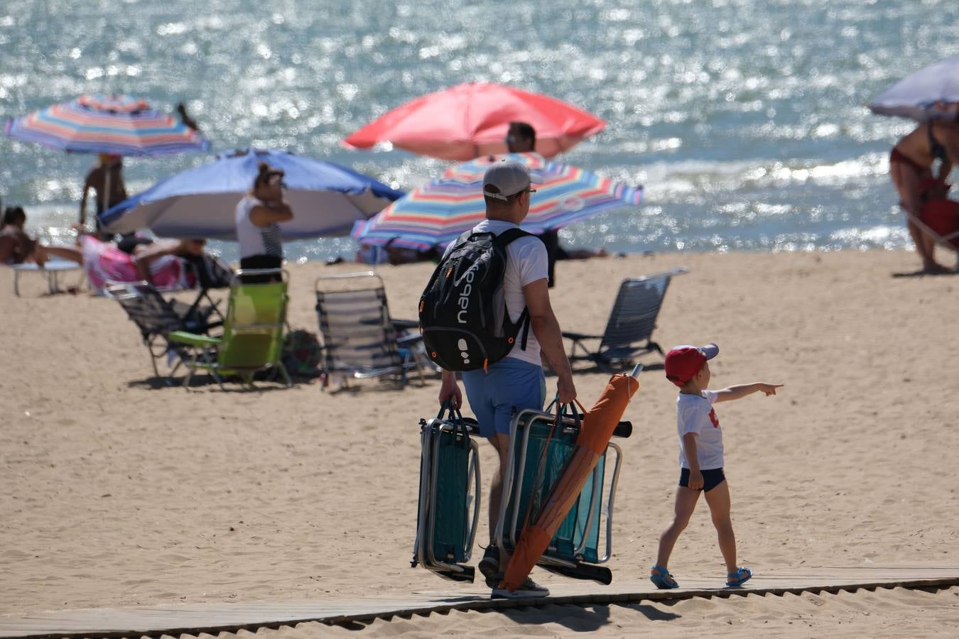 Tranquila jornada de playa en Sanlúcar de Barrameda