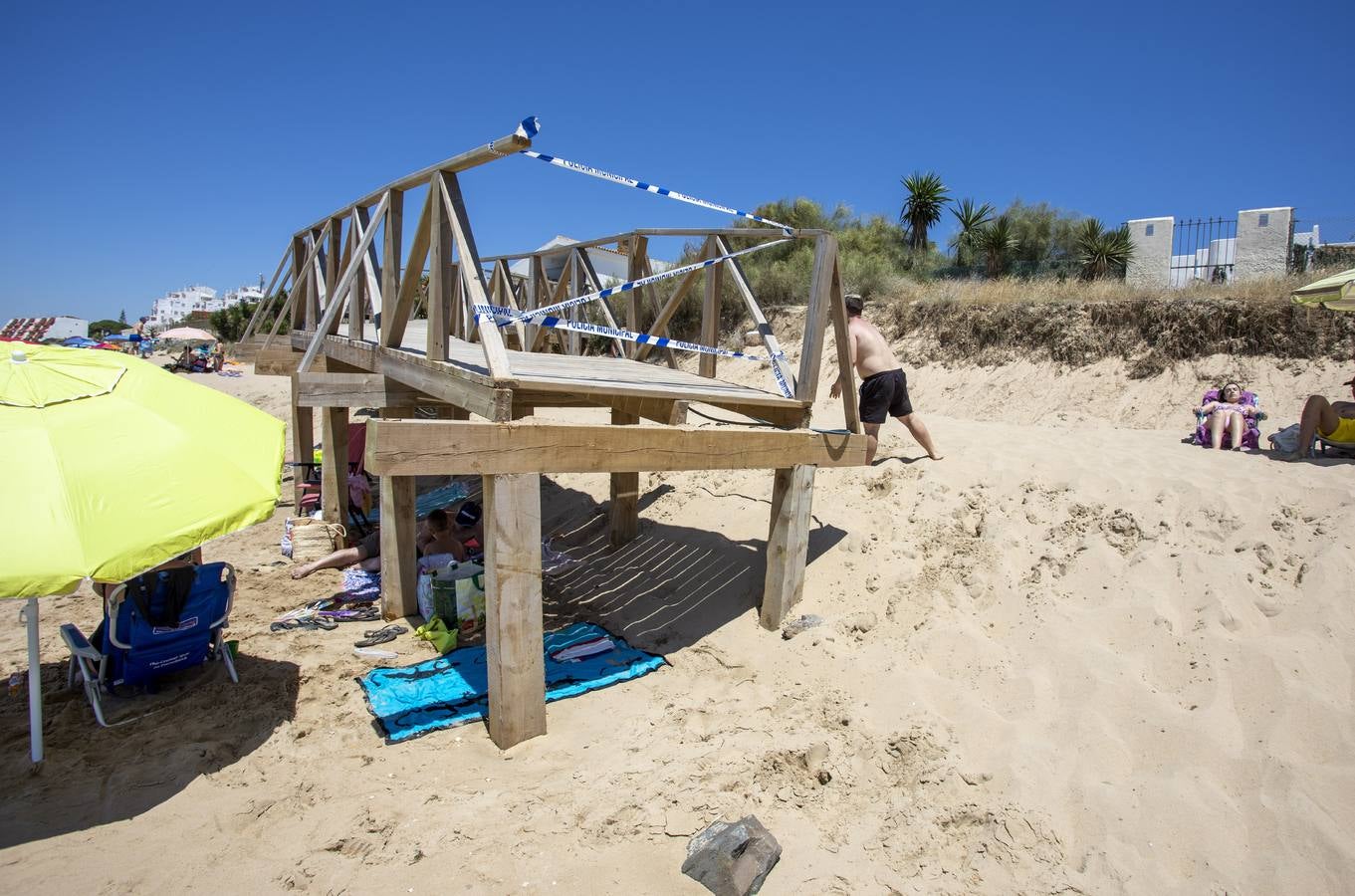 En imágenes, ambiente de la playa de El Portil