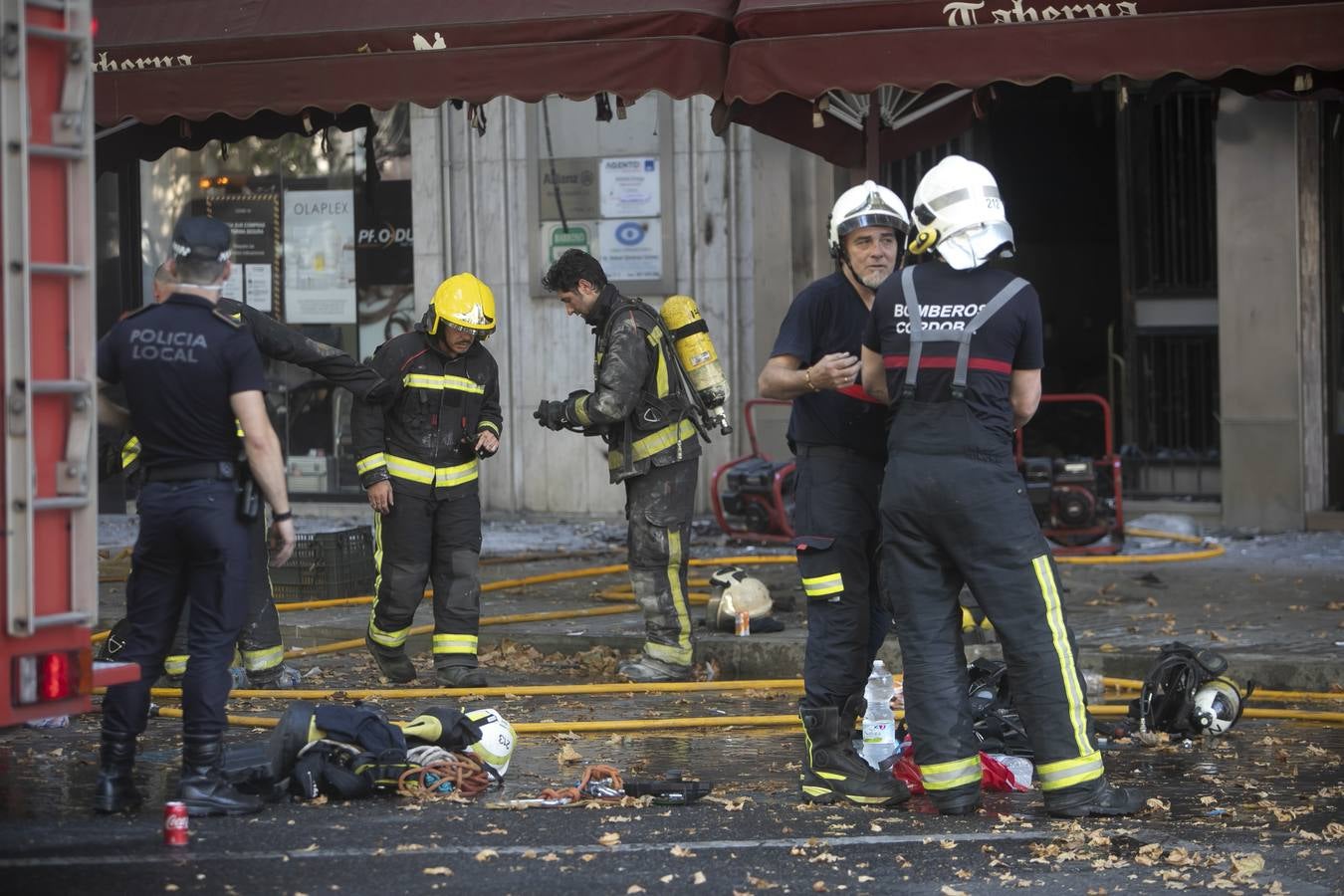 En imágenes, el peligroso incendio en el centro de Córdoba