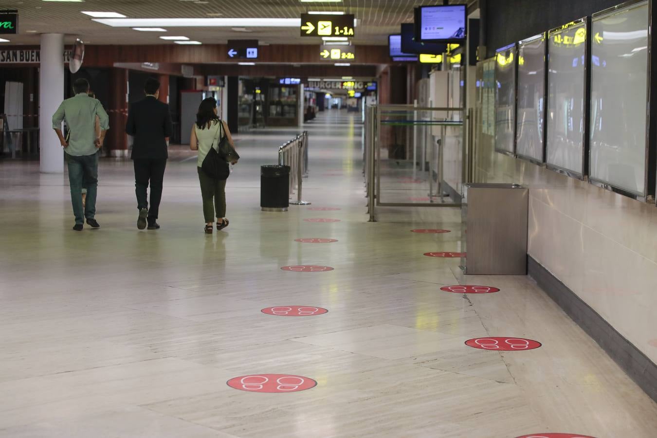 El aeropuerto de Sevilla regresa poco a poco a la normalidad con más actividad