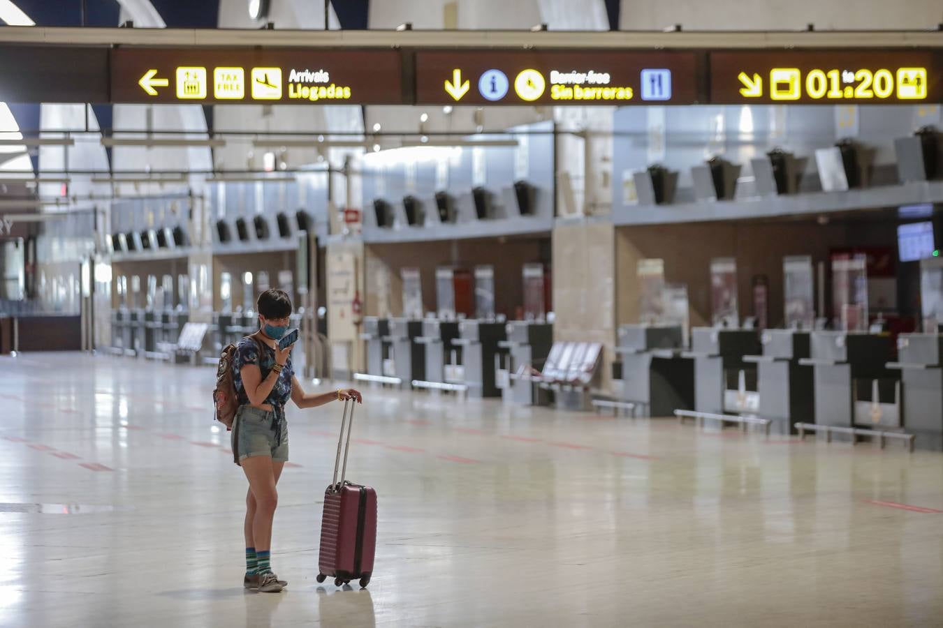 El aeropuerto de Sevilla regresa poco a poco a la normalidad con más actividad