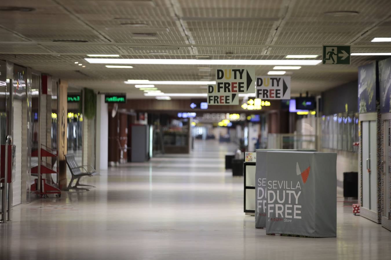 El aeropuerto de Sevilla regresa poco a poco a la normalidad con más actividad