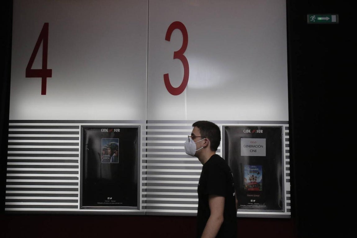 En imágenes, la reapertura de las salas de cine en Córdoba