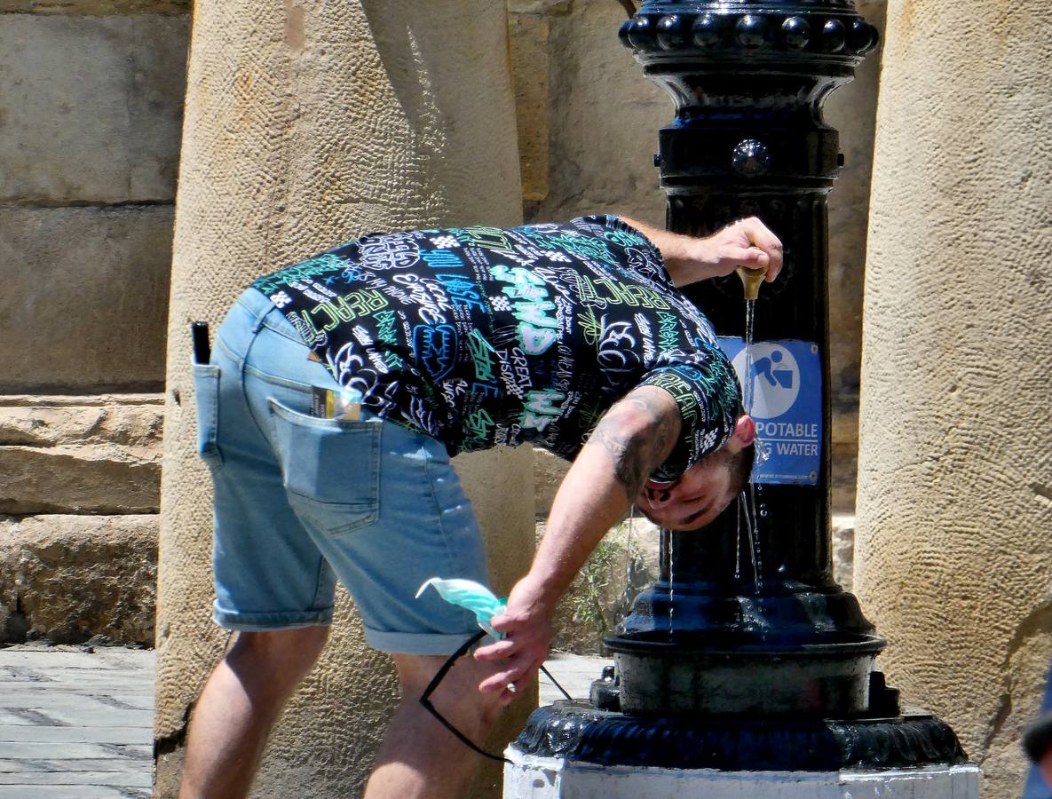 Pocos turistas en Sevilla por las altas temperaturas