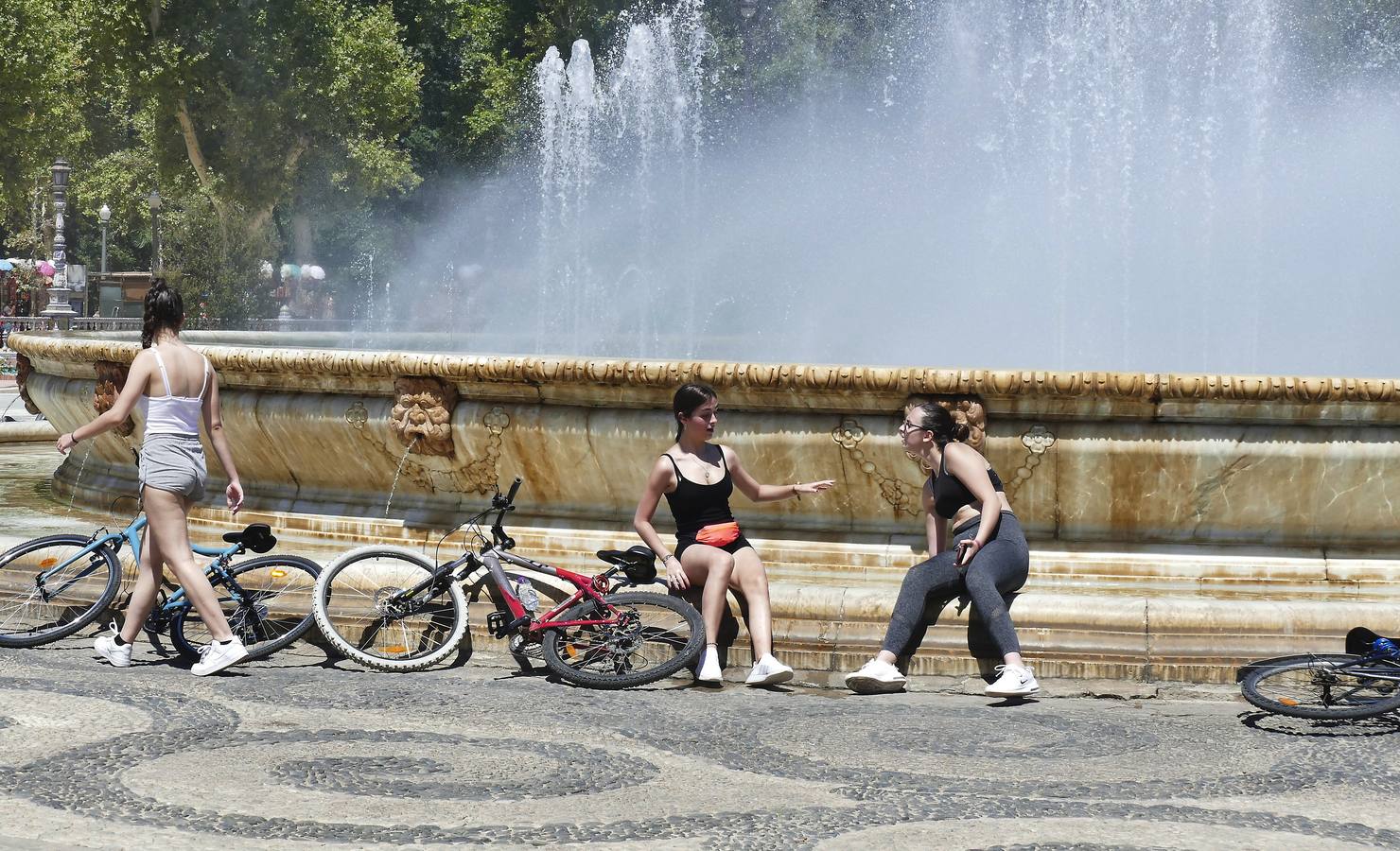 Pocos turistas en Sevilla por las altas temperaturas