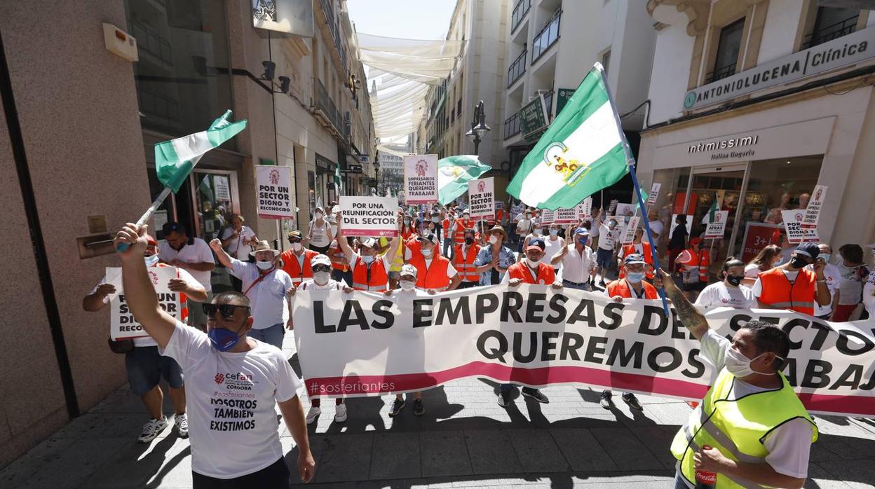 La protesta de los feriantes, en imágenes