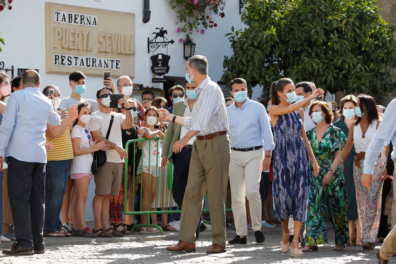 La visita de los Reyes a los Patios de Córdoba, en imágenes