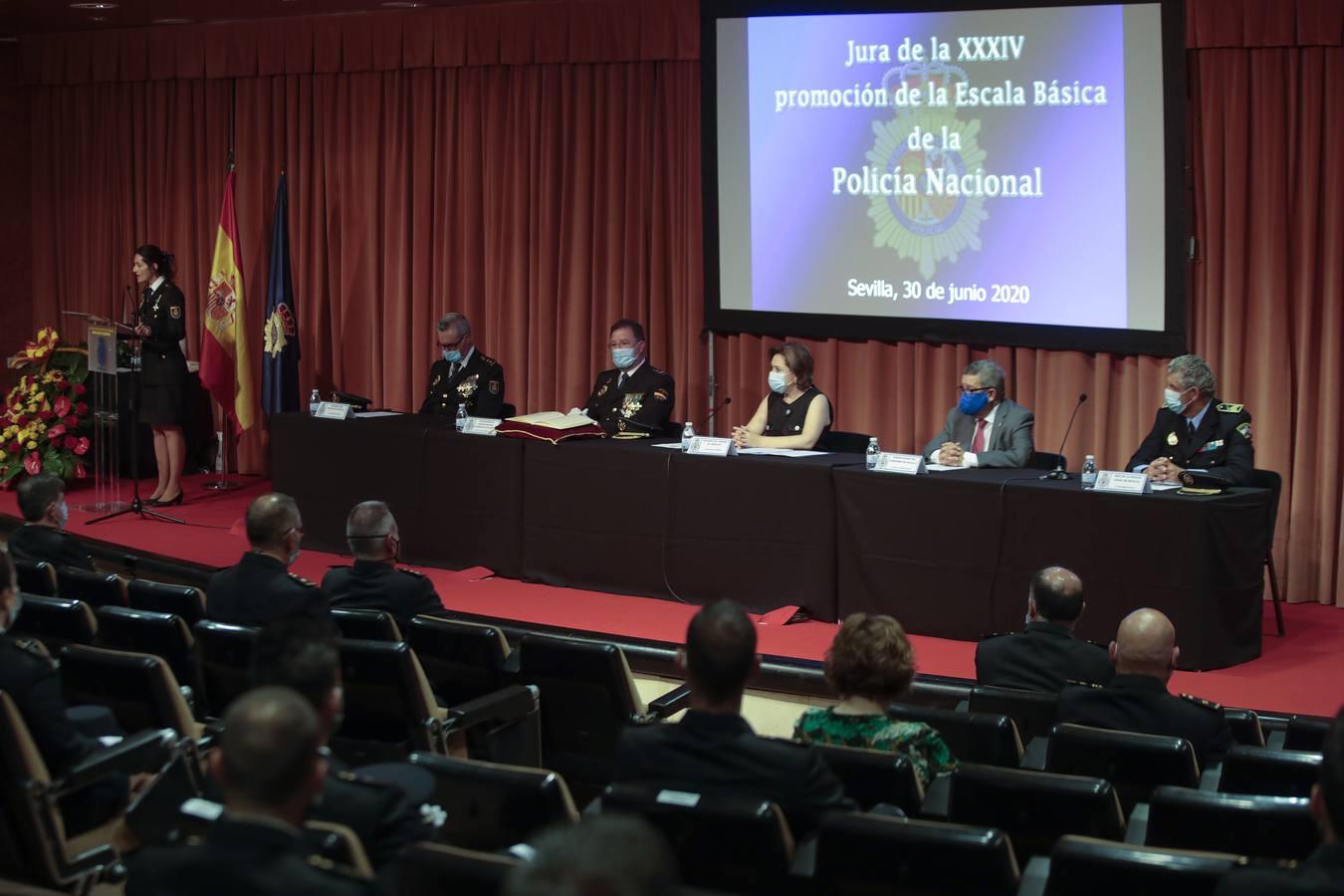 Sevilla acoge la jura de nuevos policías nacionales