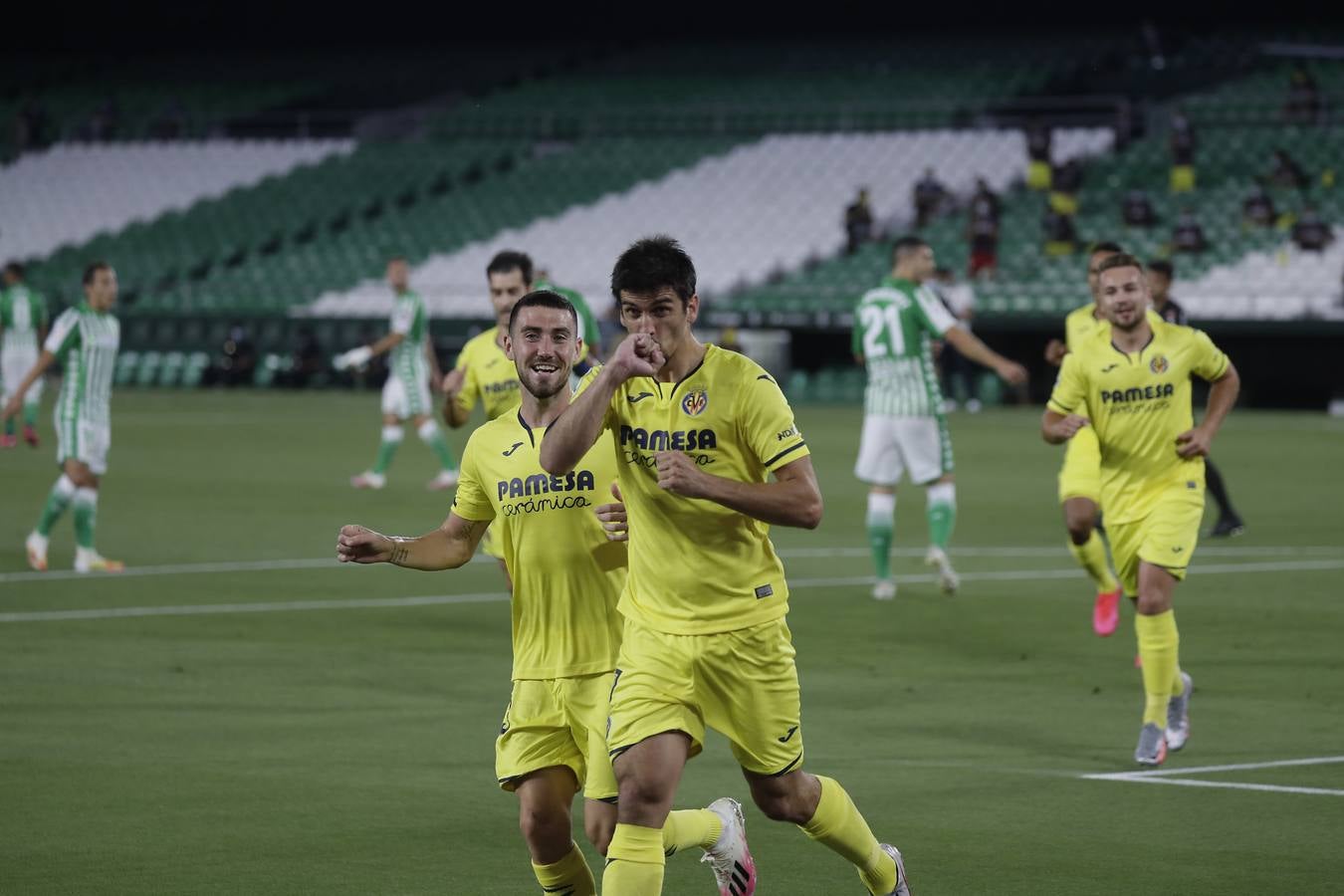 En imágenes, el Betis-Villarreal en el Villamarín