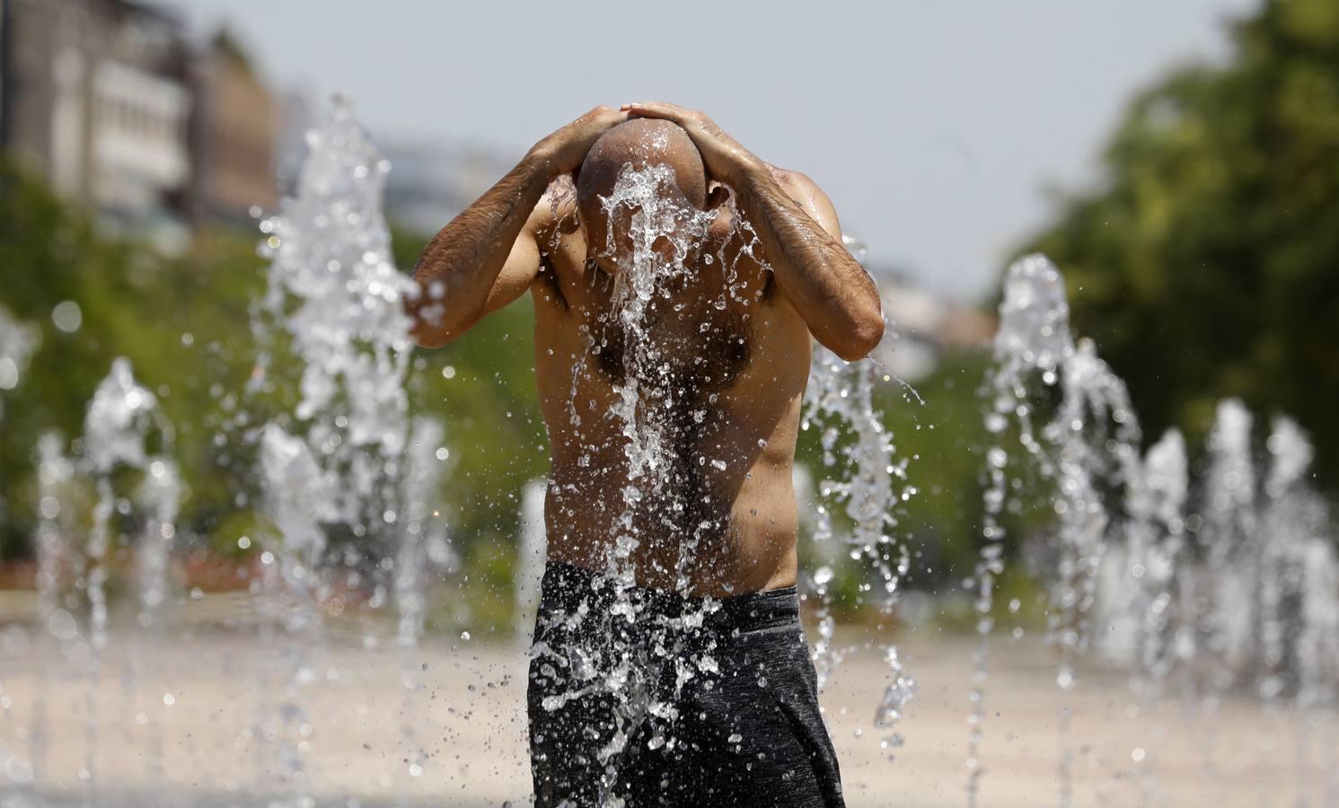 El calor que no cede en Córdoba, en imágenes