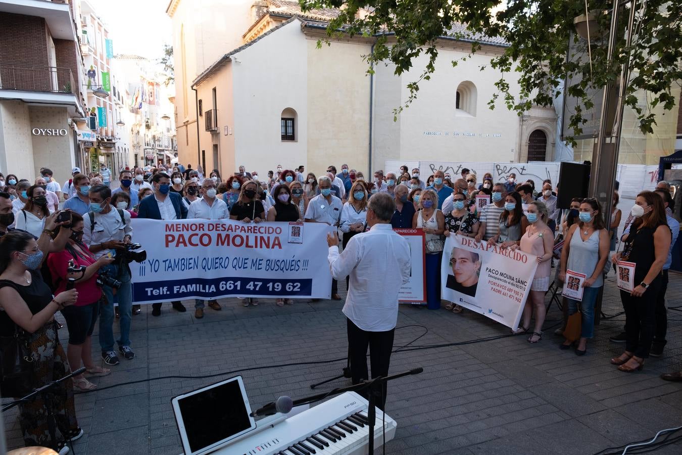 En imágenes, el acto de apoyo en Córdoba a la familia de Paco Molina