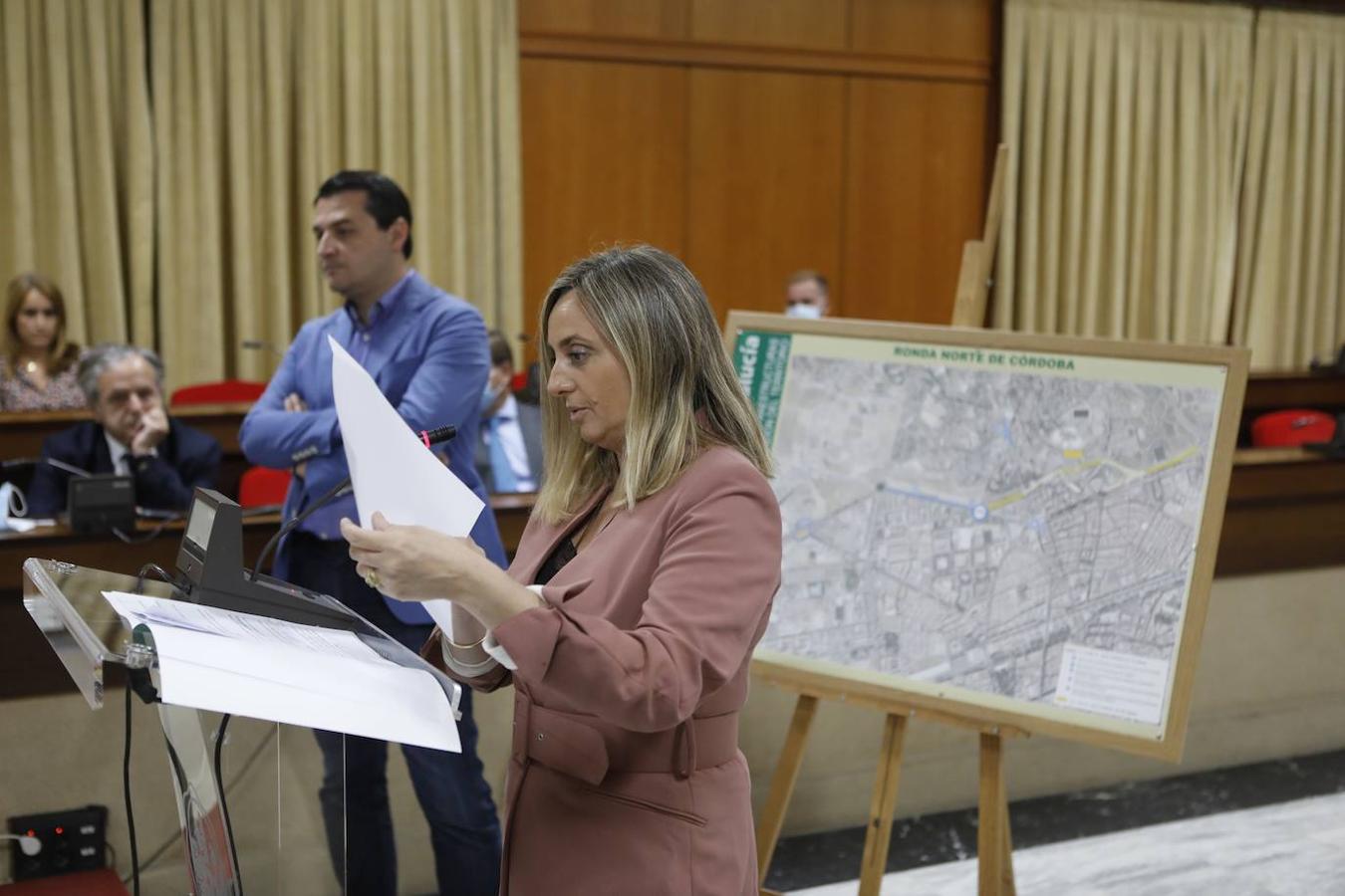 La visita de la consejera de Fomento al Ayuntamiento de Córdoba, en imágenes