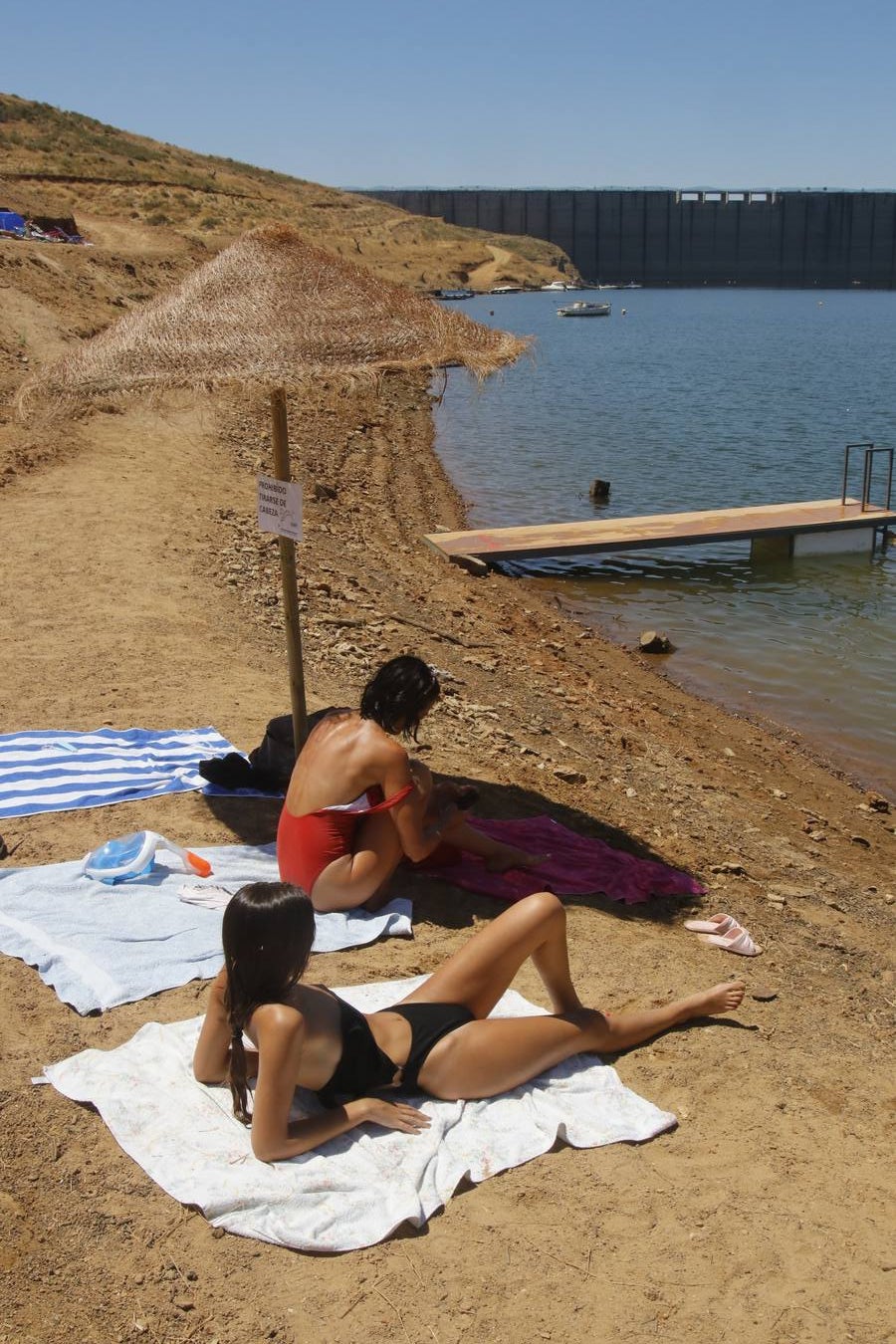 Los primeros chapuzones en las playas de interior de Córdoba