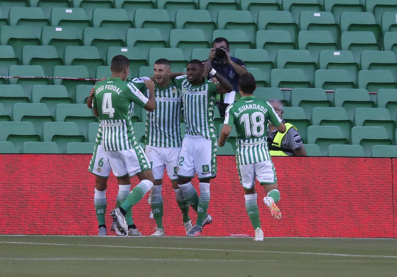 En imágenes, el encuentro entre el Betis y el Osasuna en el Benito Villamarín