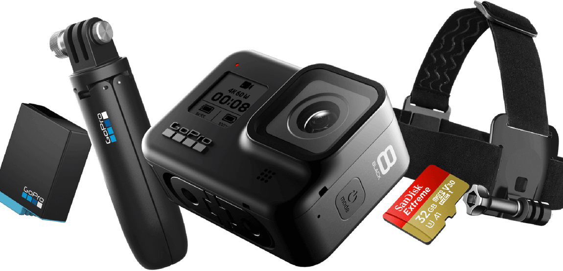 GoPro HERO8 Black. Para aquellos afortunados que vayan a viajar este verano, este es uno de esos productos que no pueden faltar en su maleta. Entre las características destacadas de la GoPro HERO8 están la estabilización del HyperSmooth 2.0, sus cuatro lentes digitales –estrecho, lineal sin distorsión, gran angular y superview– y el efecto TimeWarp 2.0 con selección automática de velocidad, entre otras. Además, es totalmente personalizable, se le pueden añadir luces y micrófonos. El precio del kit con empuñadura Shorty, correa para la cabeza, tarjeta SD 32 GB y una batería de repuesto está, actualmente, en 379,99 euros.