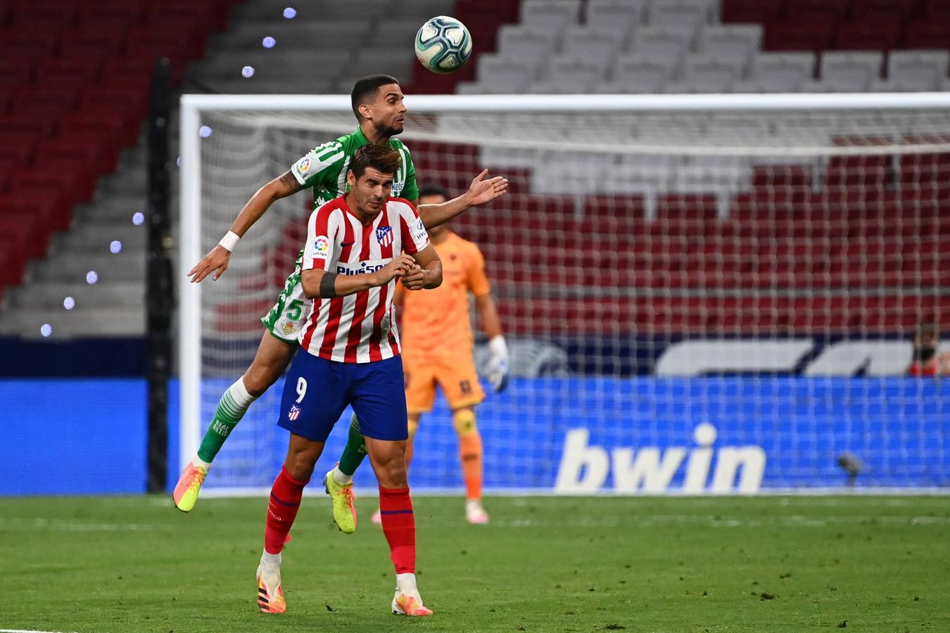 En imágenes, el encuentro entre el Atlético de Madrid y el Betis en el Wanda Metropolitano