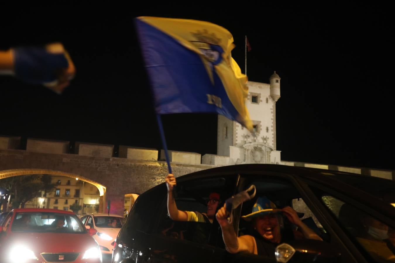 FOTOS: Cádiz celebra el ansiado ascenso de su equipo a la Primera División