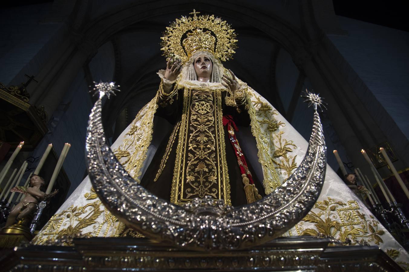 Las imágenes del acto de veneración de la Virgen del Carmen