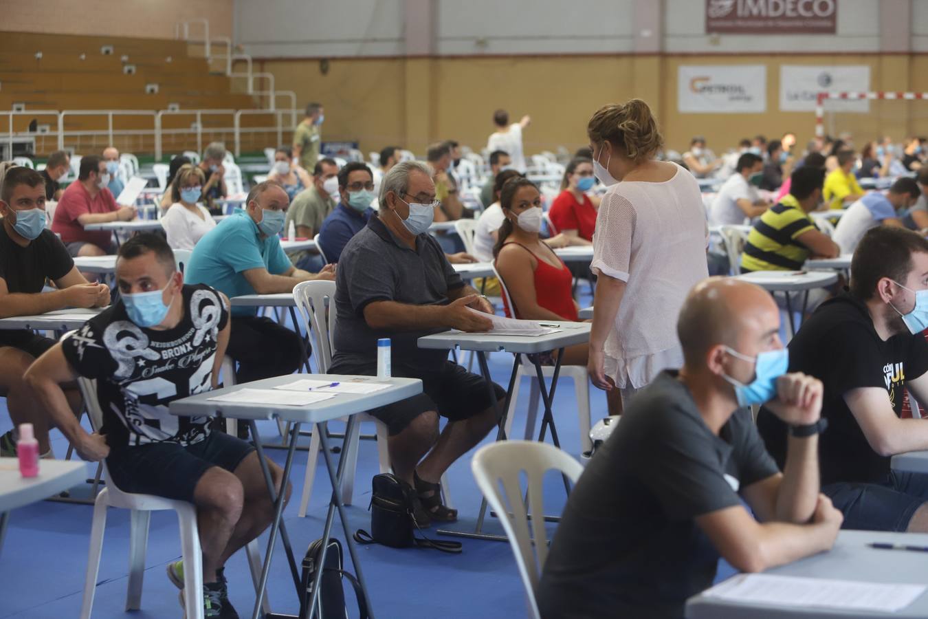 En imágenes, las oposiciones a peón de limpieza de Sadeco con más de cinco mil aspirantes