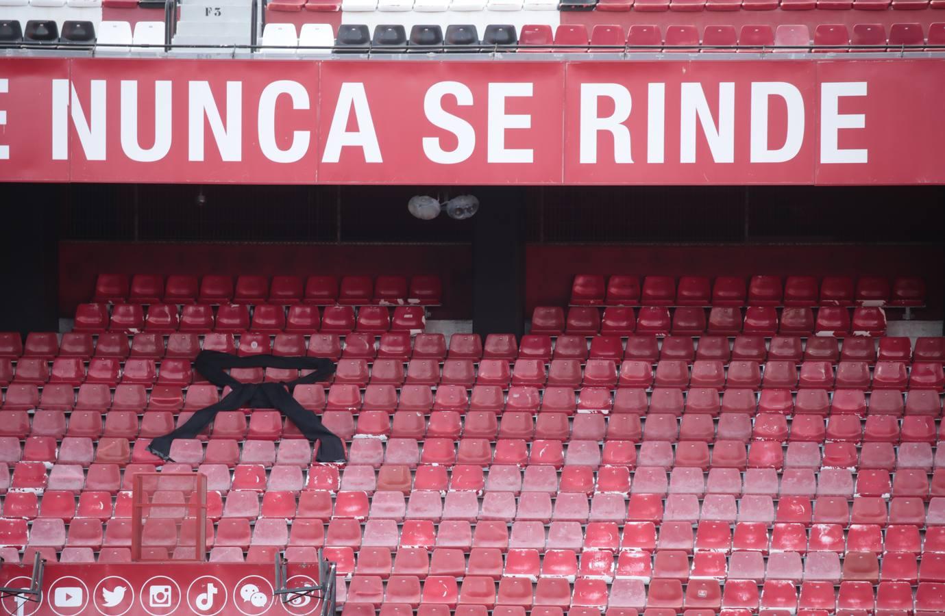 El partido entre el Sevilla y el Valencia, en imágenes