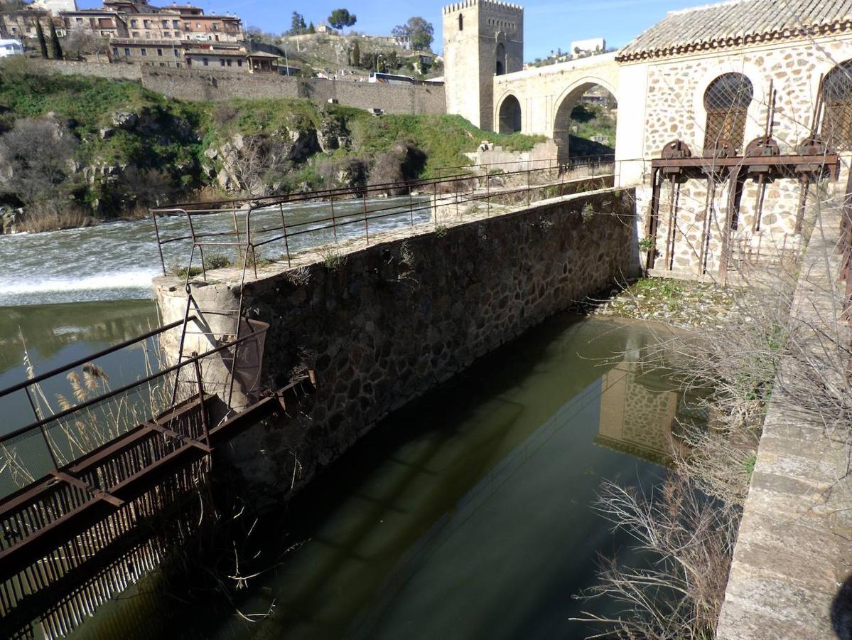 La presa de San Martín. Los molinos de la Santa Ana y de la Cruz