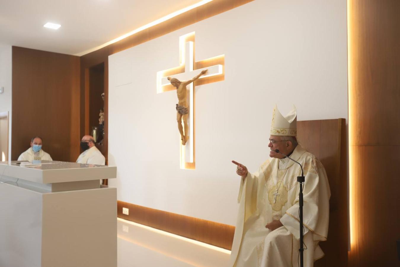 La bendición de la nueva iglesia del Beato Cristóbal de Santa Catalina, en imágenes