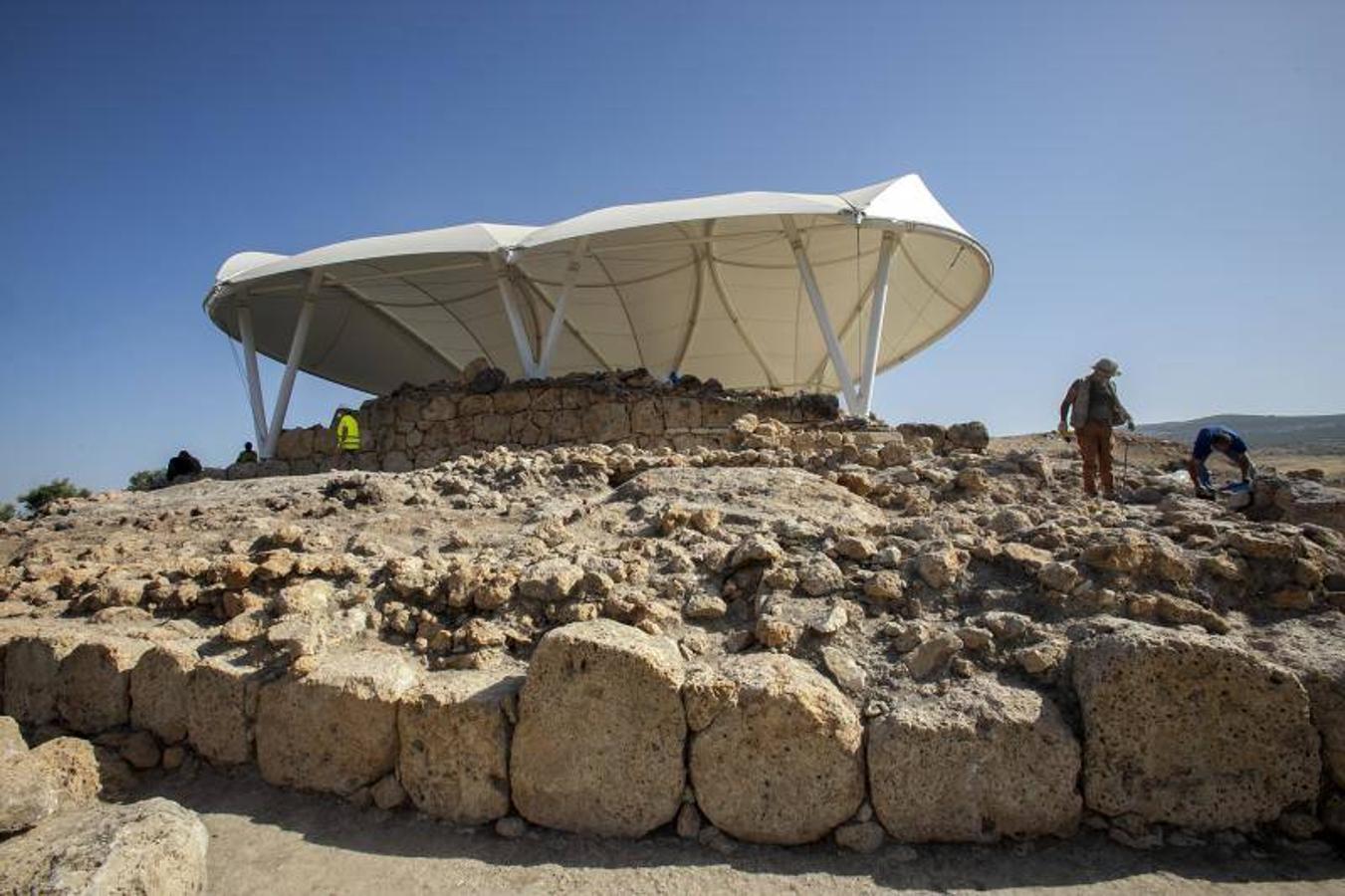 El yacimiento íbero del Cerro de la Merced en Cabra, en imágenes