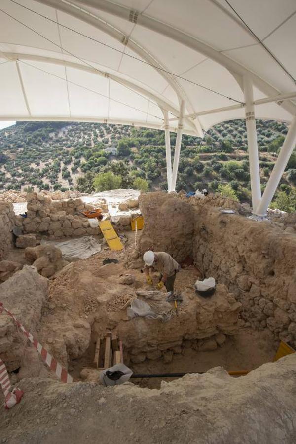 El yacimiento íbero del Cerro de la Merced en Cabra, en imágenes