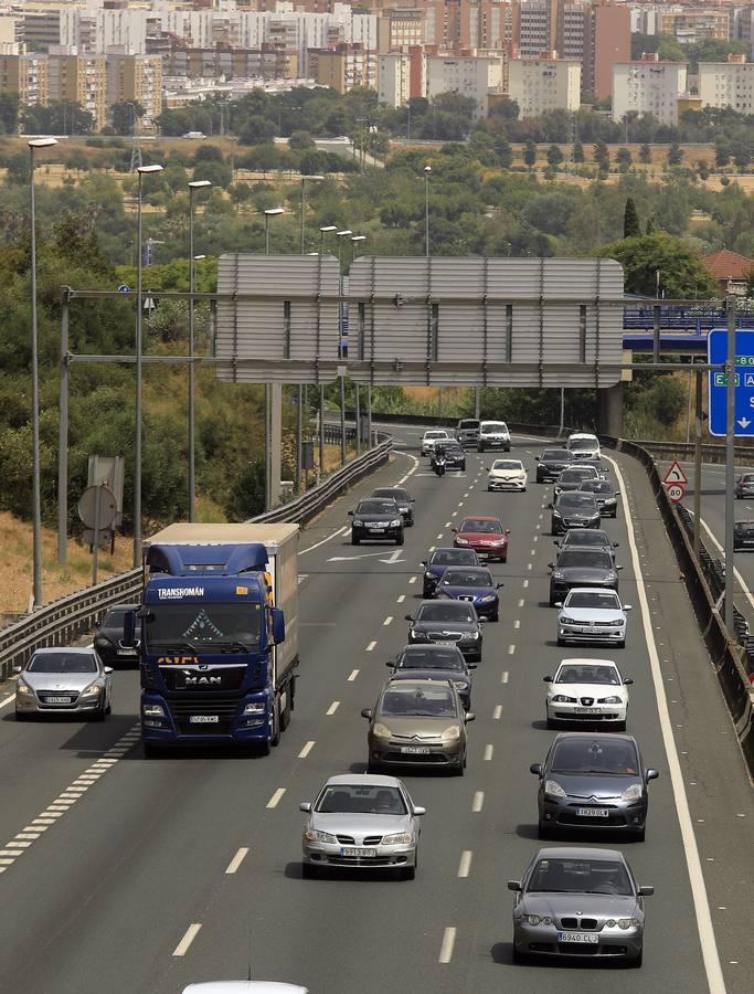 La Operación Salida de Sevilla, en imágenes