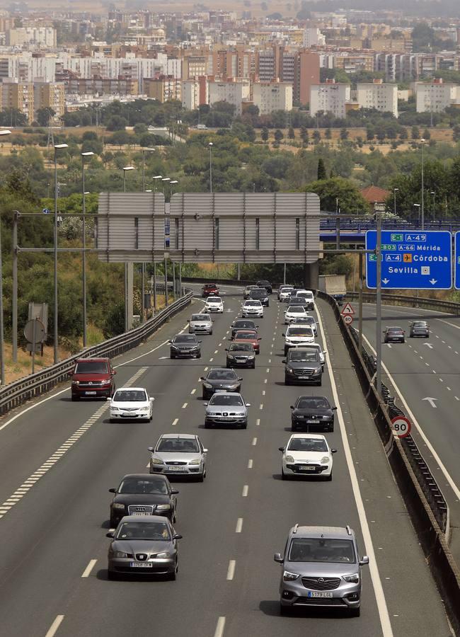 La Operación Salida de Sevilla, en imágenes