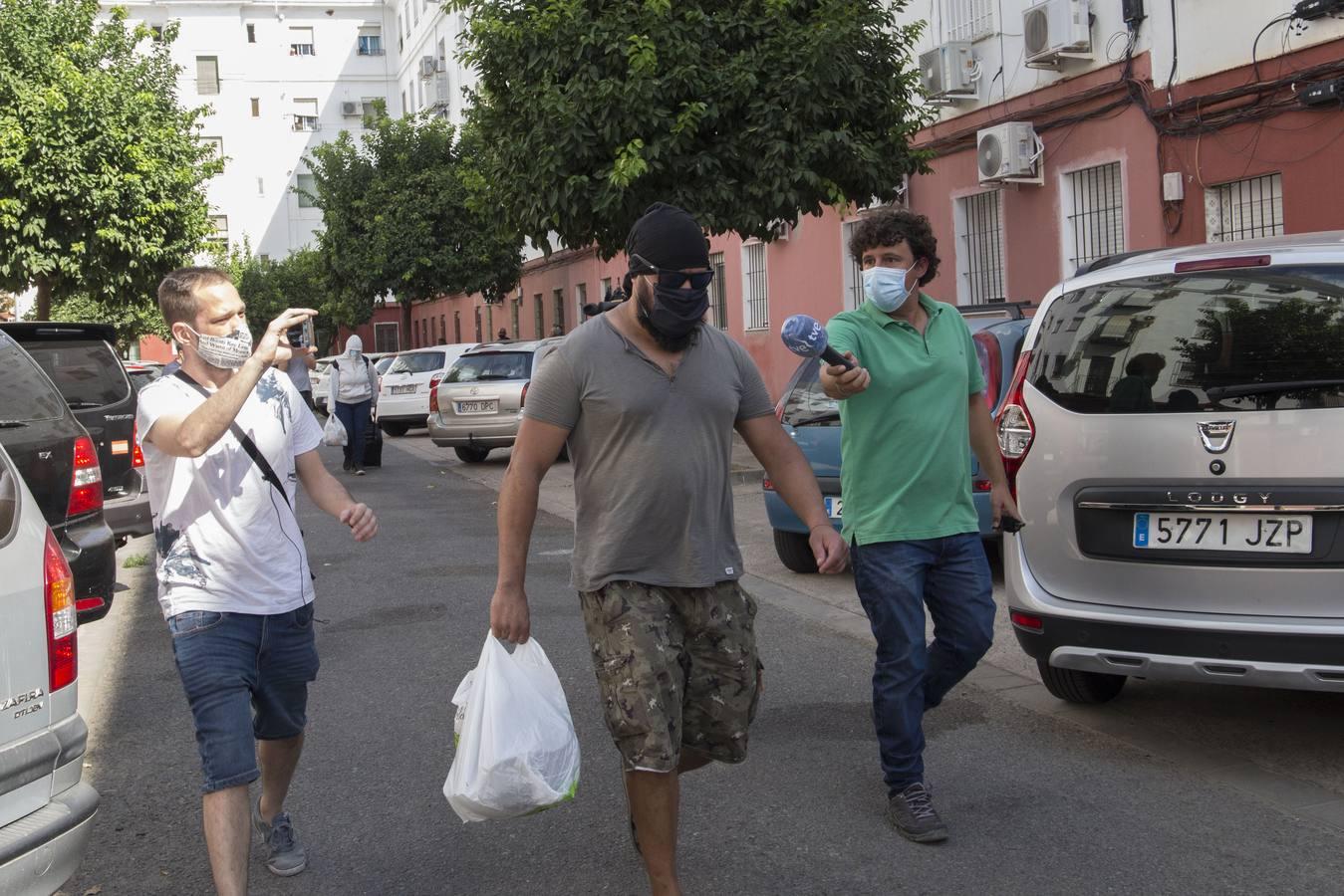 Desahucio en Sevilla: los okupas del Tardón abandonan el piso