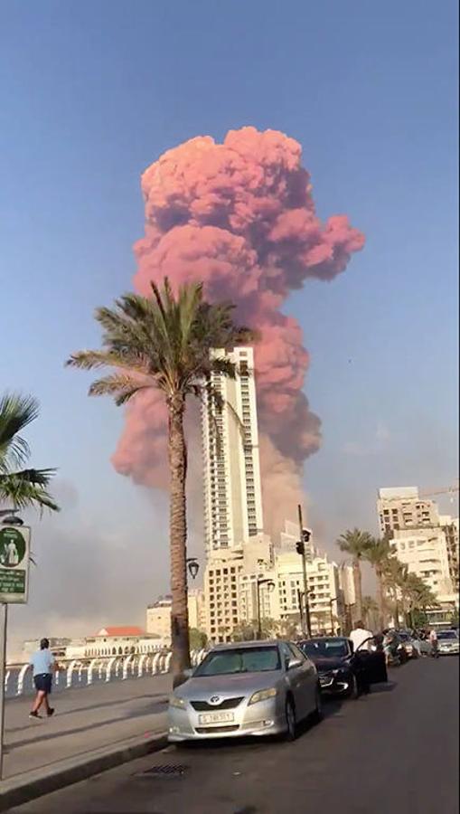 Brutal explosión en el puerto de Beirut, en imágenes