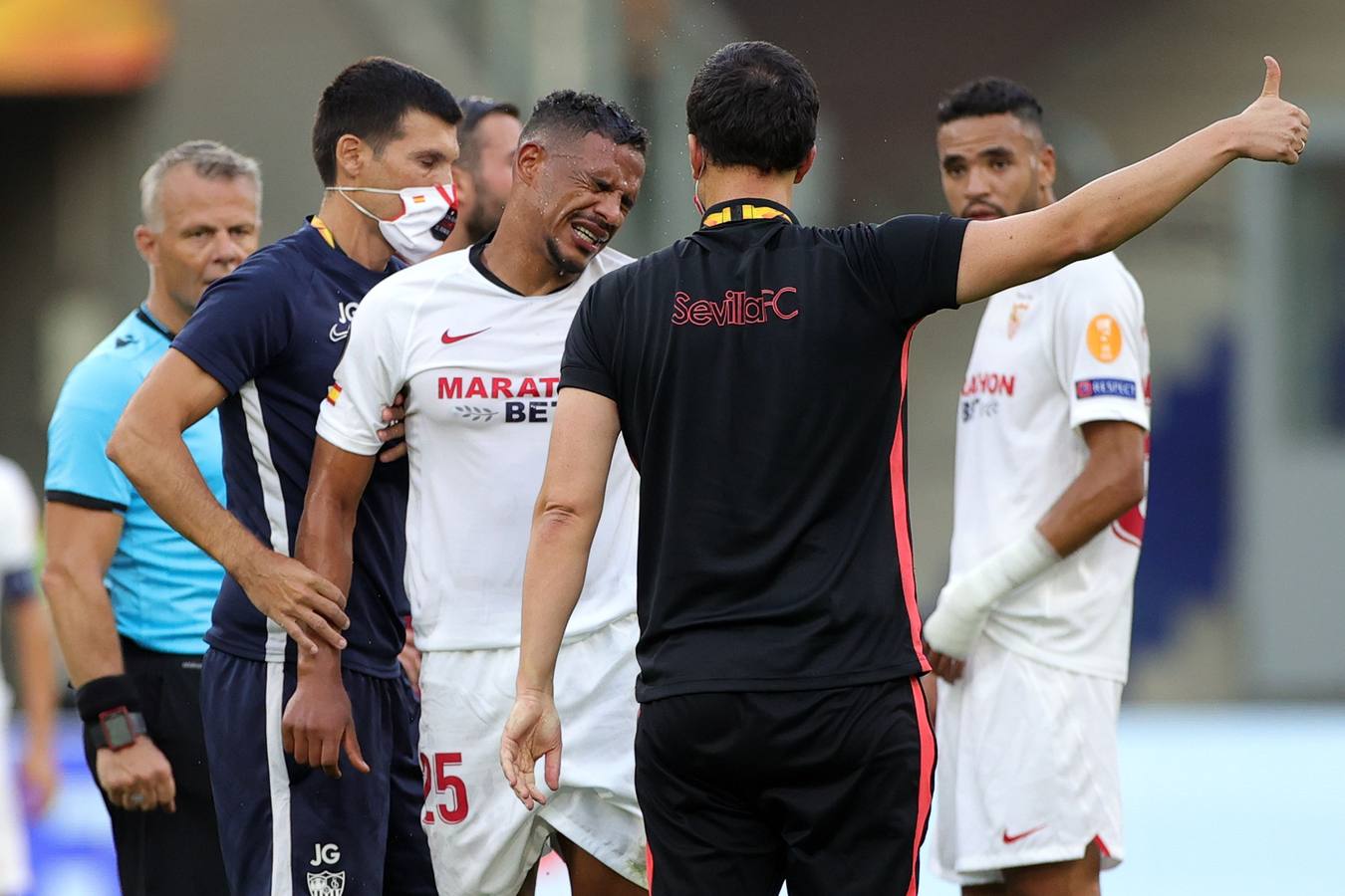 Las mejores imágenes del Sevilla FC - AS Roma de octavos de final