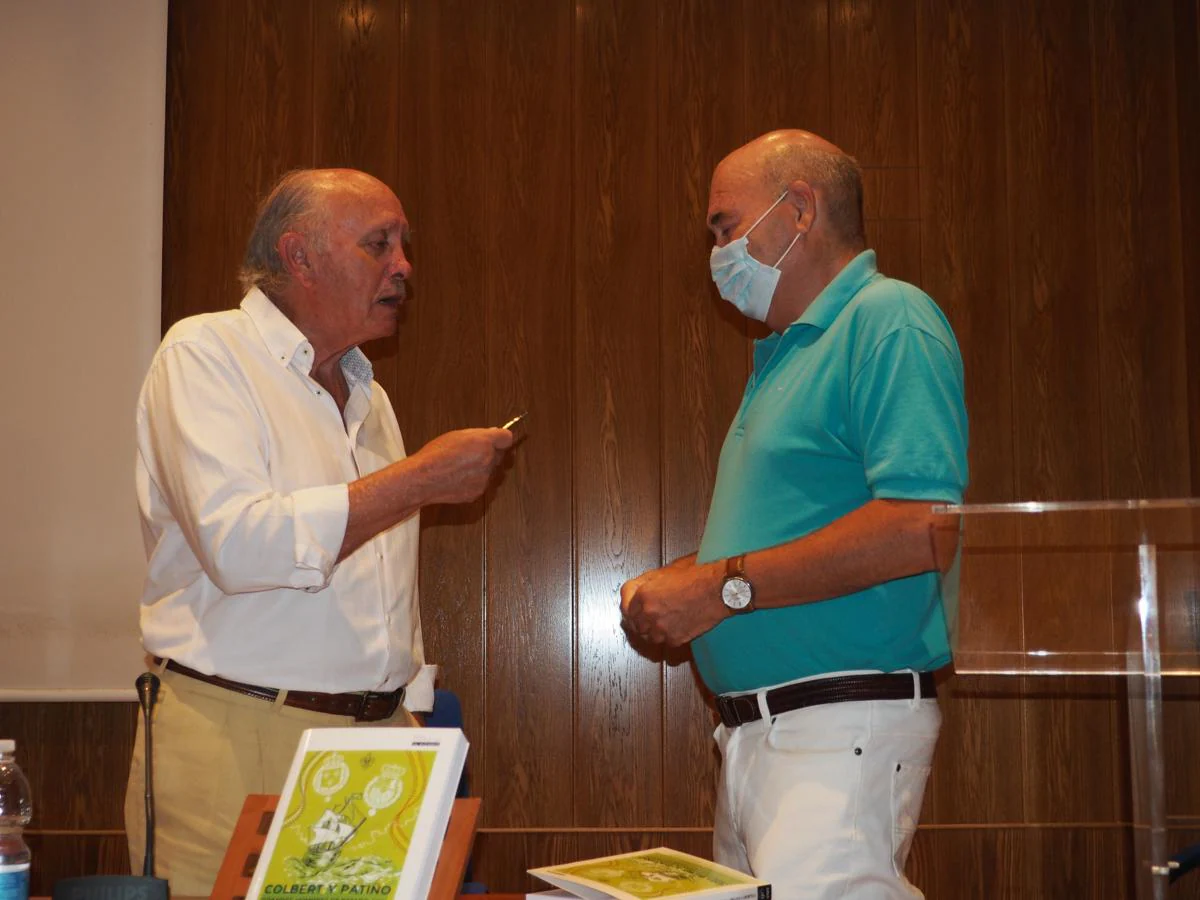 FOTOS: Así fue la presentación del libro de Enrique Tapias Herrero en El Puerto