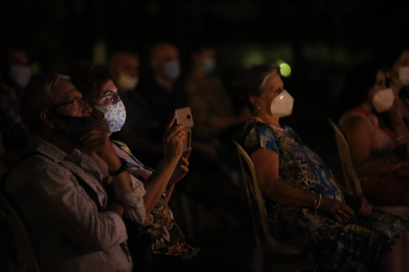 La cálida noche de concierto flamenco en el Alcázar de Córdoba, en imágenes