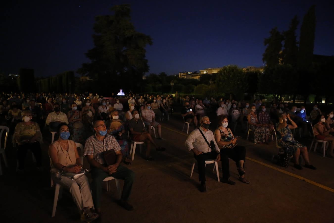 La cálida noche de concierto flamenco en el Alcázar de Córdoba, en imágenes