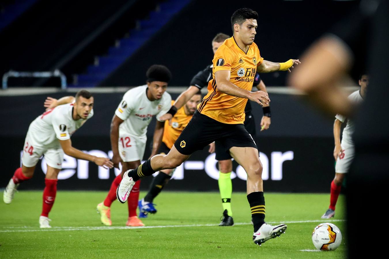 Las mejores imágenes del partido Sevilla - Wolverhampton