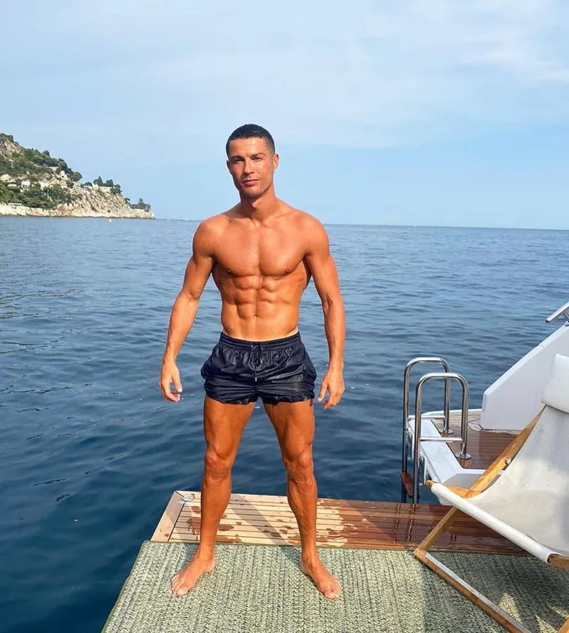 Cristiano Ronaldo estrena un exclusivo yate de 6 millones en aguas italianas