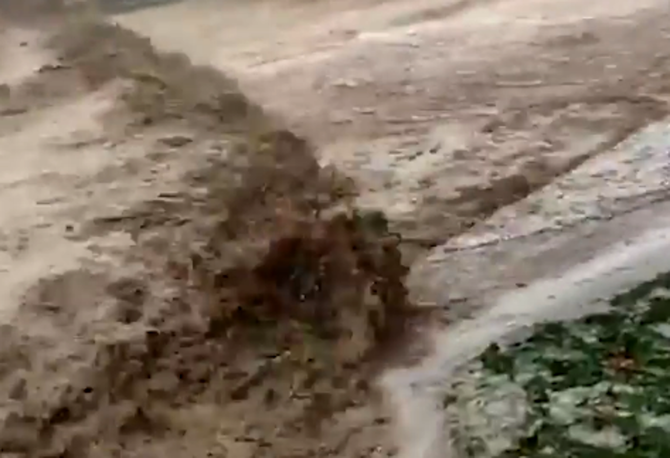 Torrente de agua en Estepa (Sevilla). 