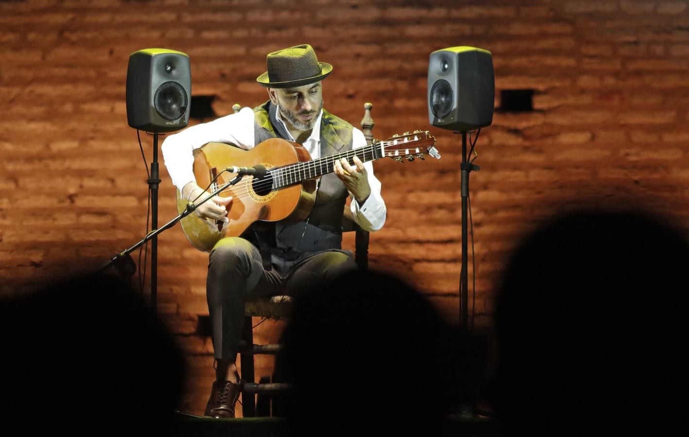 La Bienal de Flamenco alza el telón, en imágenes