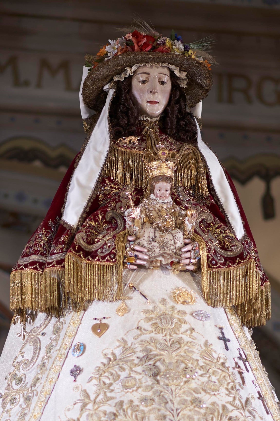 La Virgen del Rocío vestida de pastora, en imágenes