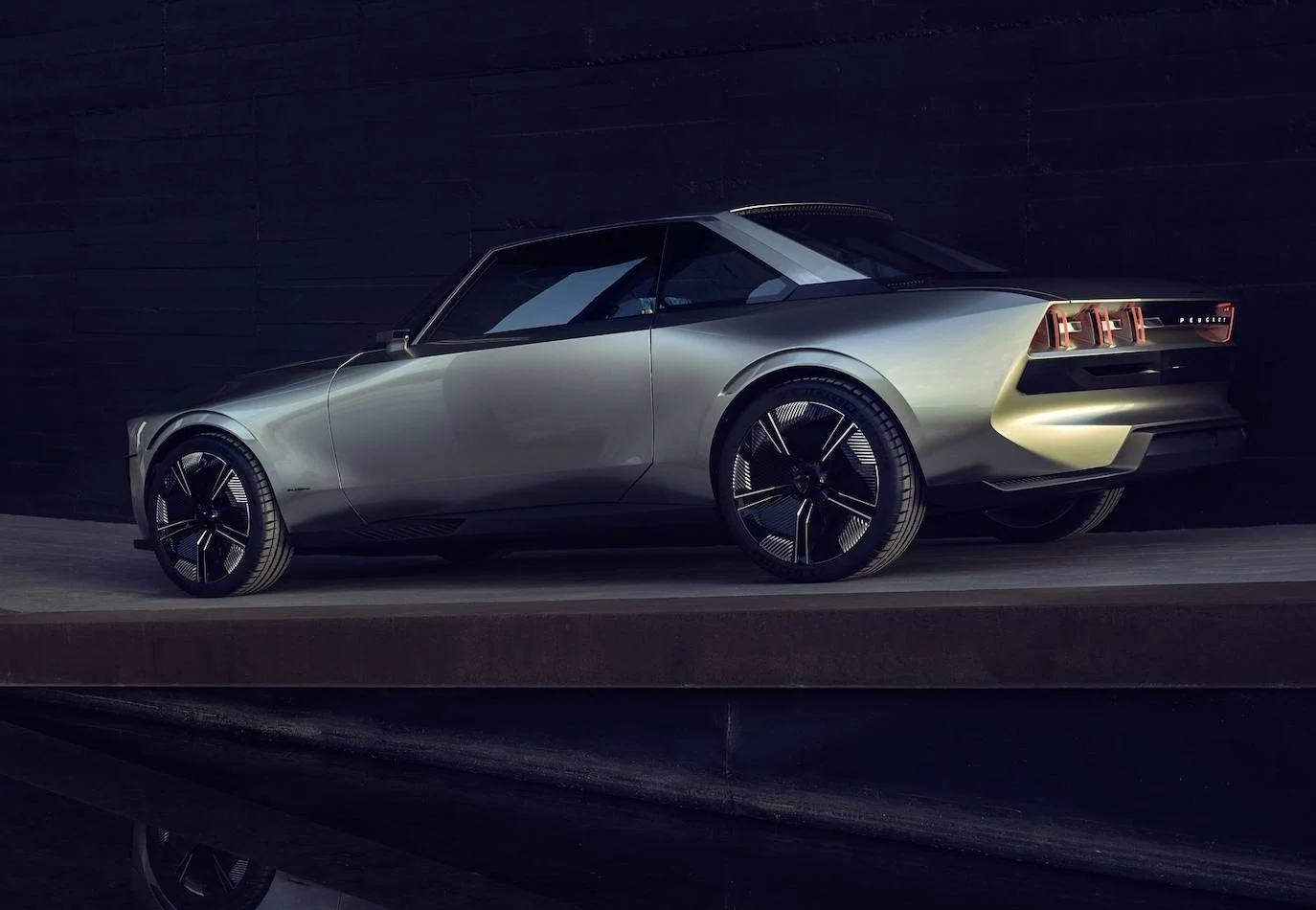 Peugeot e-Legend Concept de 2018