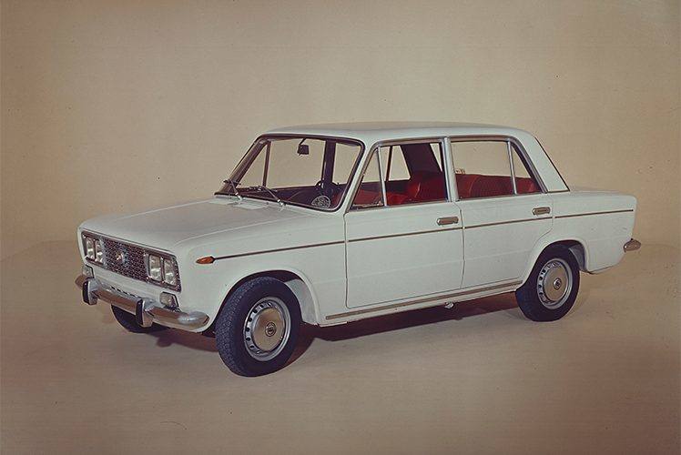 Fotogalería: Seat 124 y 1430, los coches de hace 50 años