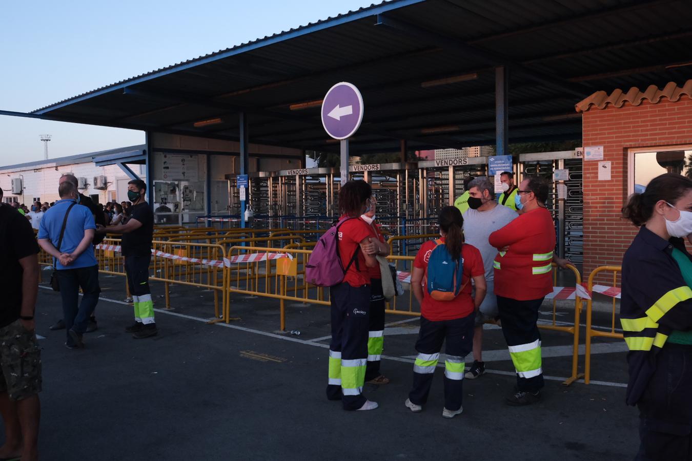 Fotos: Tercera jornada de paro y crispación en el Astillero de Puerto Real