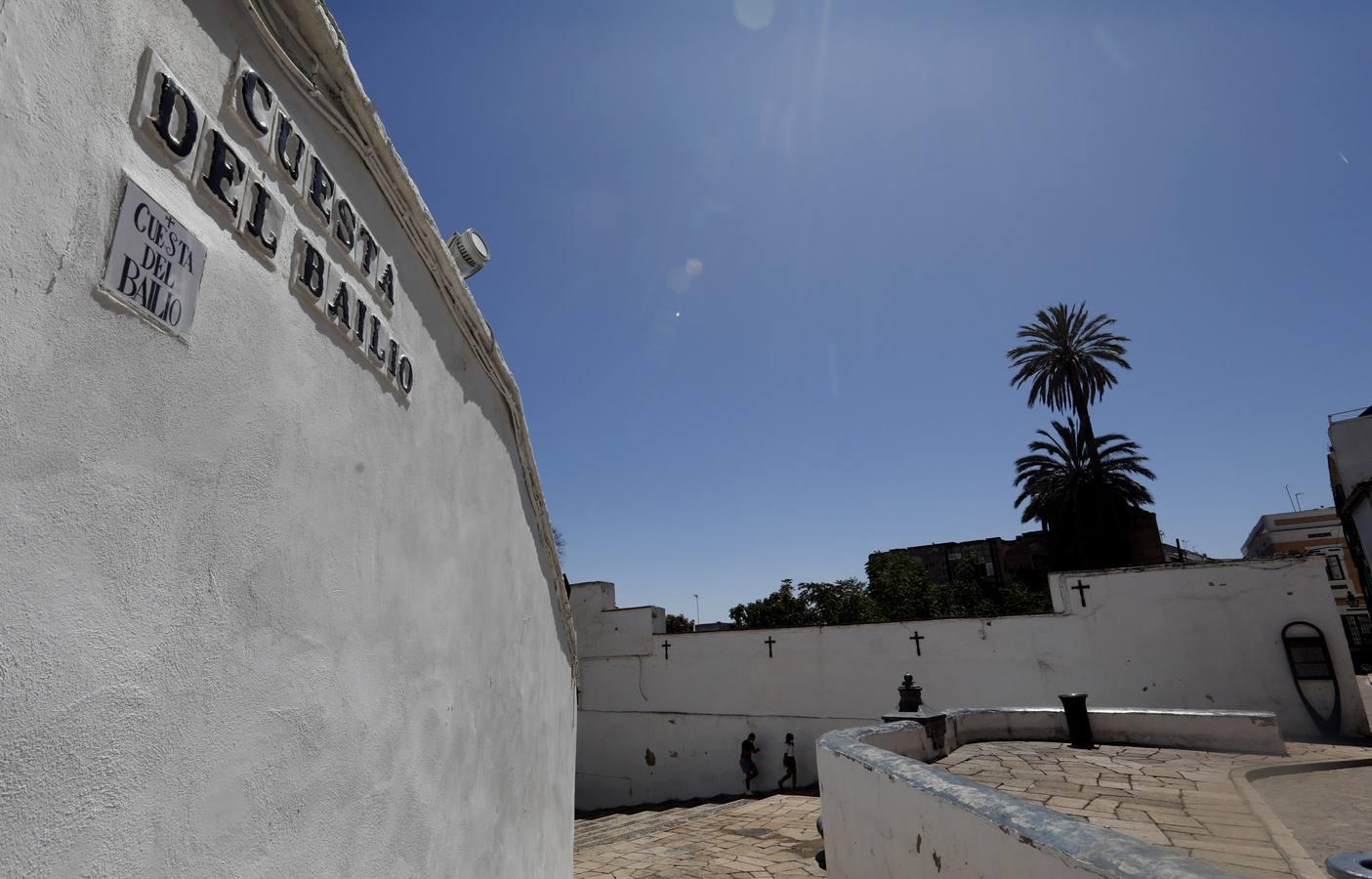 La plaza de Capuchinos en estado previo de remodelación, en imágenes: