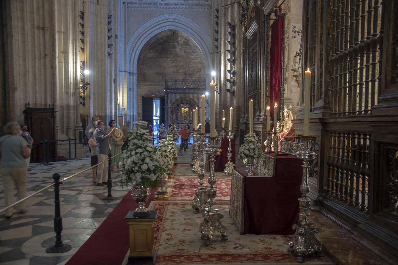 Las caras de la Virgen de los Reyes