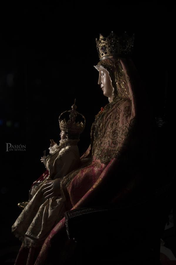 La Virgen de los Reyes