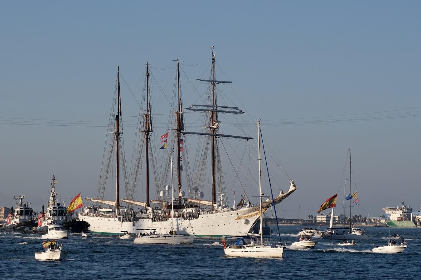 FOTOS: Elcano inicia su XCIII Crucero de Instrucción en homenaje a la primera vuelta al mundo