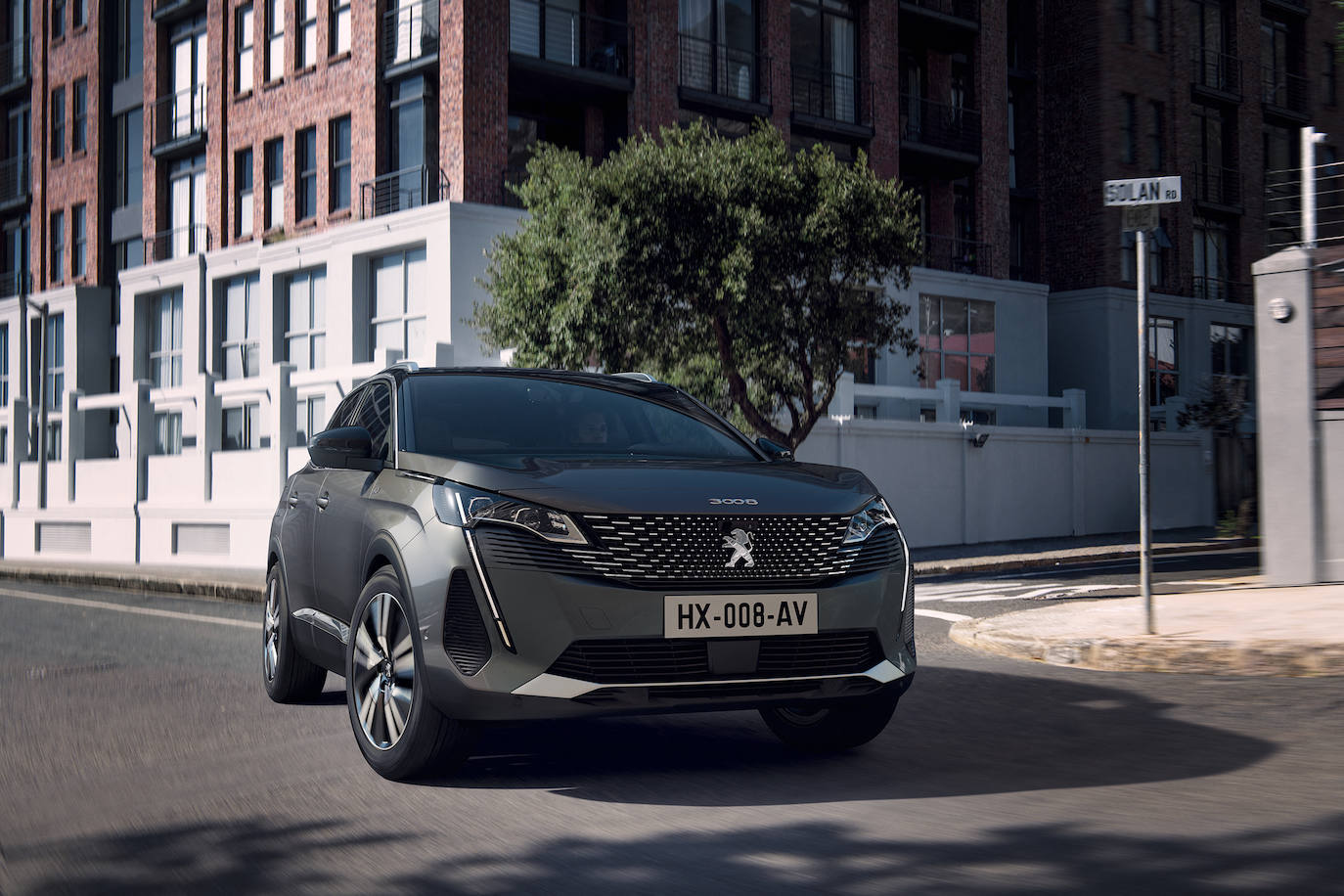 Nuevo Peugeot 3008: nueva imagen y amplia gama de motorizaciones eficientes